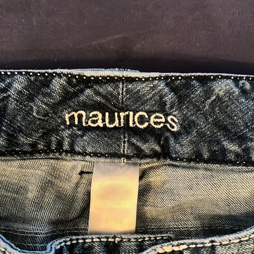 Maurice’s Jean shorts size 18